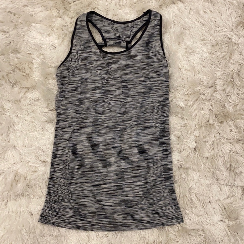 ✨Celimawear Sports Bra Tank✨